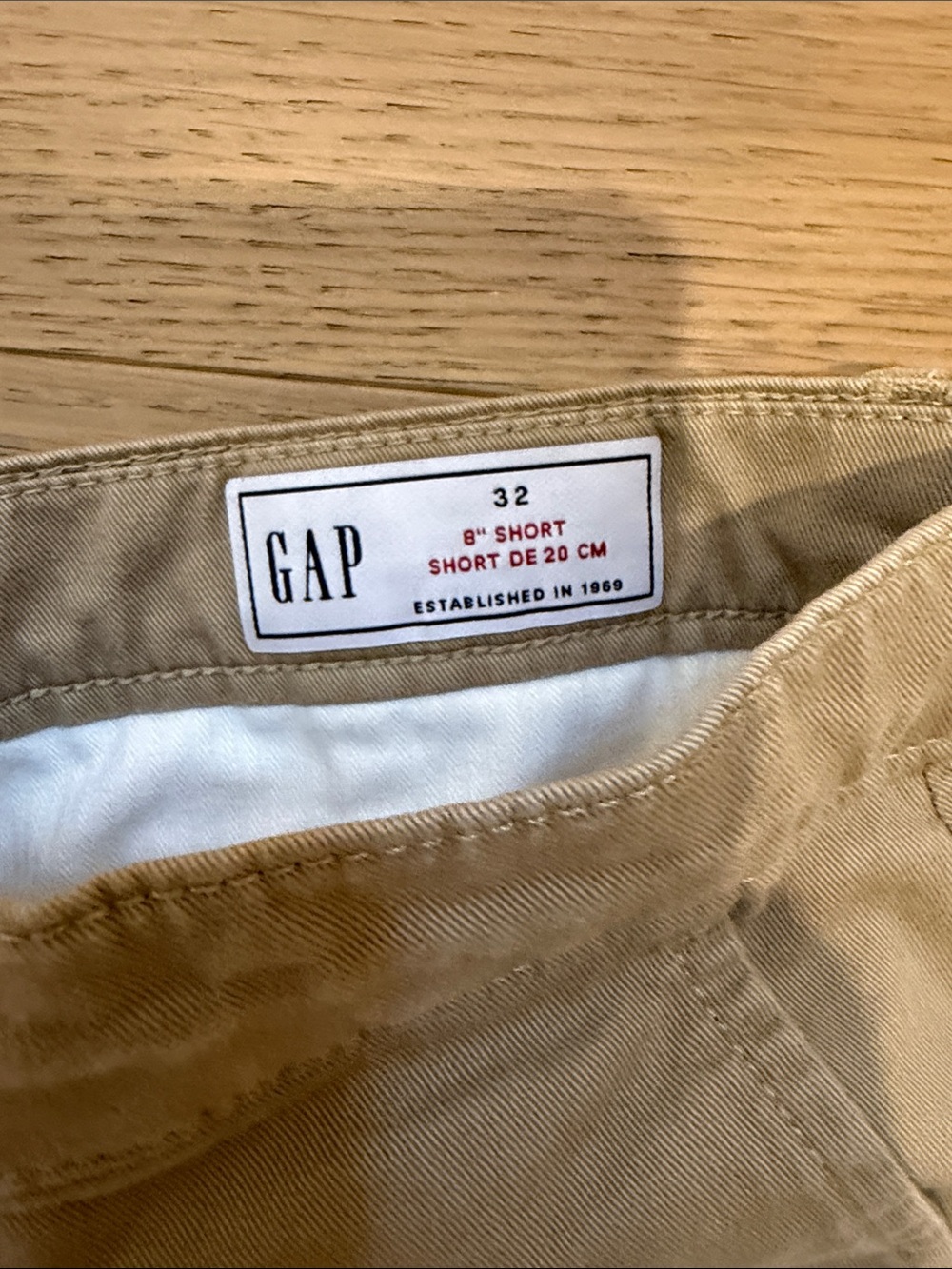 Men’s Gap Khaki Shorts - 8 inch - Picture 3 of 3